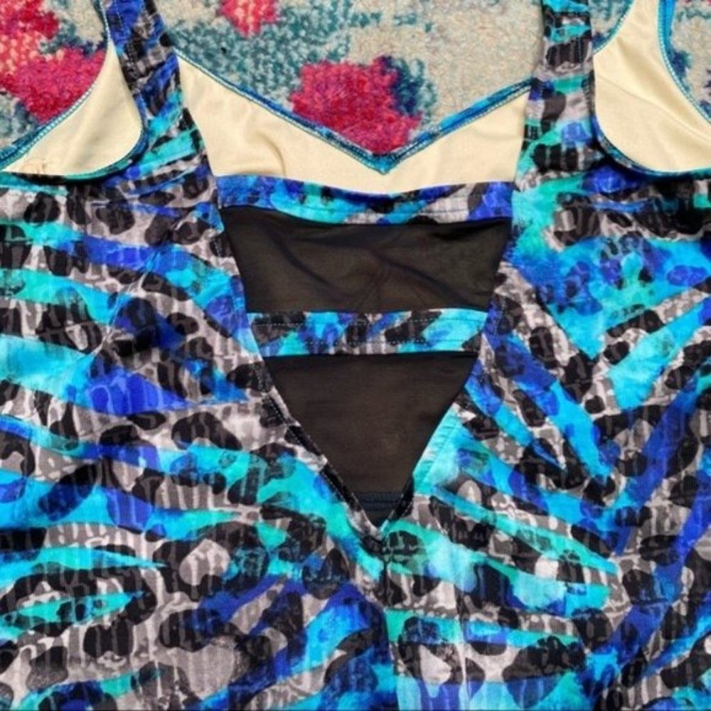 Miraclesuit 2018 It's A Cinch One Piece Swimsuit in Sea Glass Size 16 - Picture 11 of 13